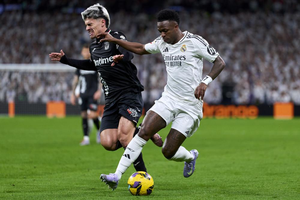 并在比赛中 并在比赛中